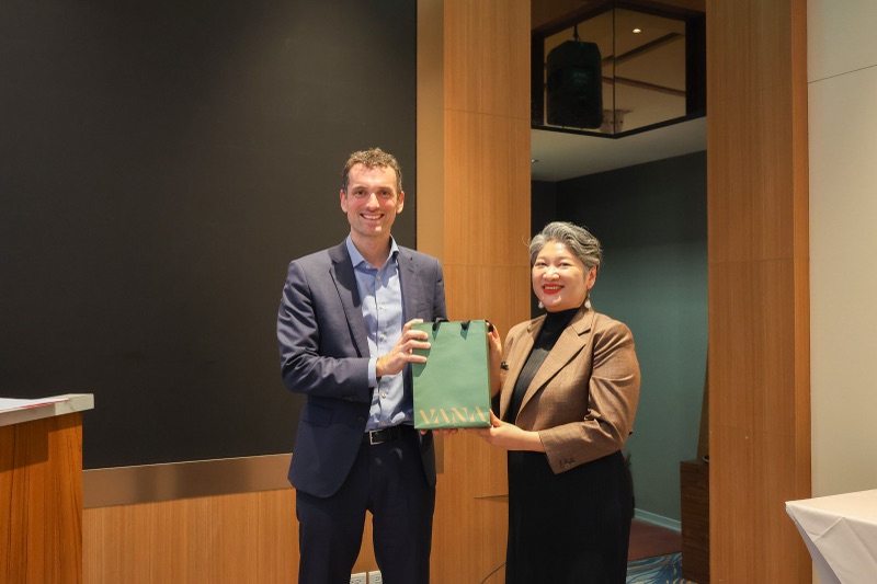 Recognition moment at AGM 2026